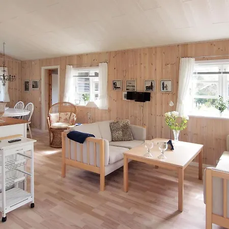 Holiday home Enola - 900m From The Sea In Lolland- Falster And Mon By Interhome Gedser