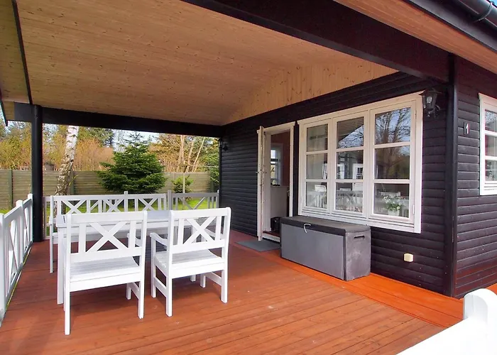 Semesterbostad Enola - 900m From The Sea By Interhome *